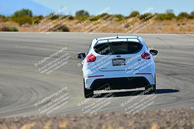 media/Oct-18-2025-Extreme Speed (Sat) [[d6d7e1fef1]]/Group 5/Session 3 (Turn 1)/